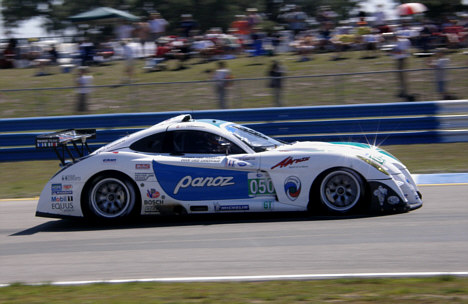 Det bliver i denne Panoz Abruzzi Spirit of Le Mans racer at Edward Sandström får sin American Le Mans Series debut denne weekend på Mosport International Raceway.